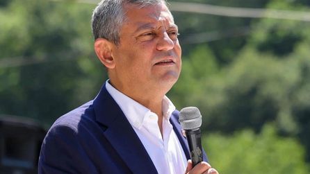 CHP'den Yeni Parti Sosyal Medya Hesabına Yalanlama Açıklaması