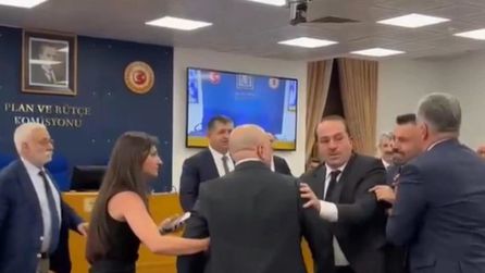 TBMM'de Bütçe Görüşmelerinde Gerilim: Vekiller Arasında Tartışma