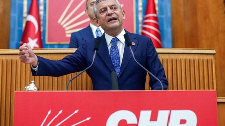 CHP'de Yeni Grup Başkanı Faik Öztrak Seçildi