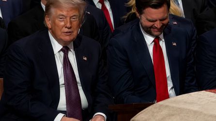 Lindsey Graham'ın cenazesinde Trump ve Vance'tan ilginç anlar