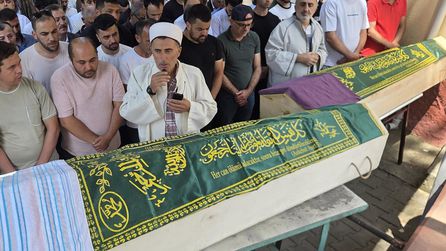 Yalova'daki motosiklet kazasında hayatını kaybeden çift defnedildi