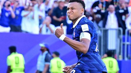 Fransa, Paraguay'ı 1-0 geçerek çeyrek finale yükseldi