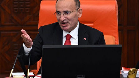 Bekir Bozdağ, TBMM Başkanvekilliğinden ayrıldıktan sonra yeni görevine başladı