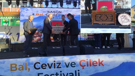 Sason Festivali'nde 1 kilogram bal 400 bin liraya satıldı