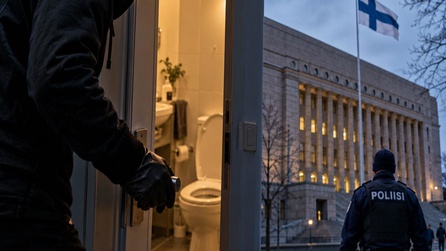 Finlandiya'da milletvekillerinin evlerine izinsiz giriş yapıldı