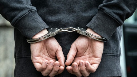 Ehliyetsiz sürücü tüfekle ateş açtı, 3 kişi yaralandı