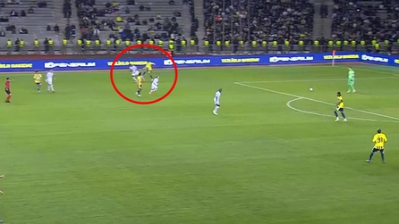 Fenerbahçe'nin hazırlık maçında Greenwood'un kırmızı kartı tartışma yarattı