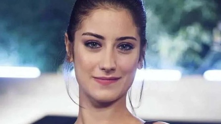 Hazal Kaya köpeği Murphy'nin vefatını duyurdu